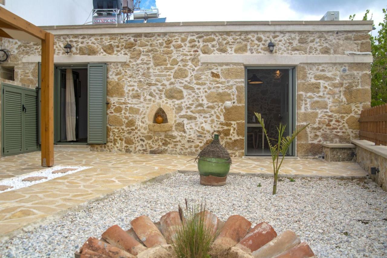 Pamelas House With Jacuzzi 키사모스 외부 사진