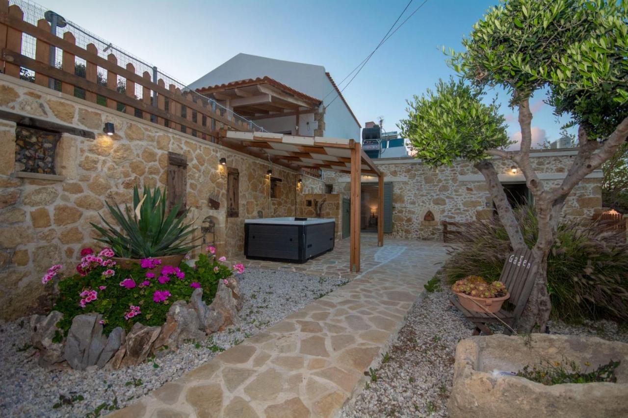 Pamelas House With Jacuzzi 키사모스 외부 사진